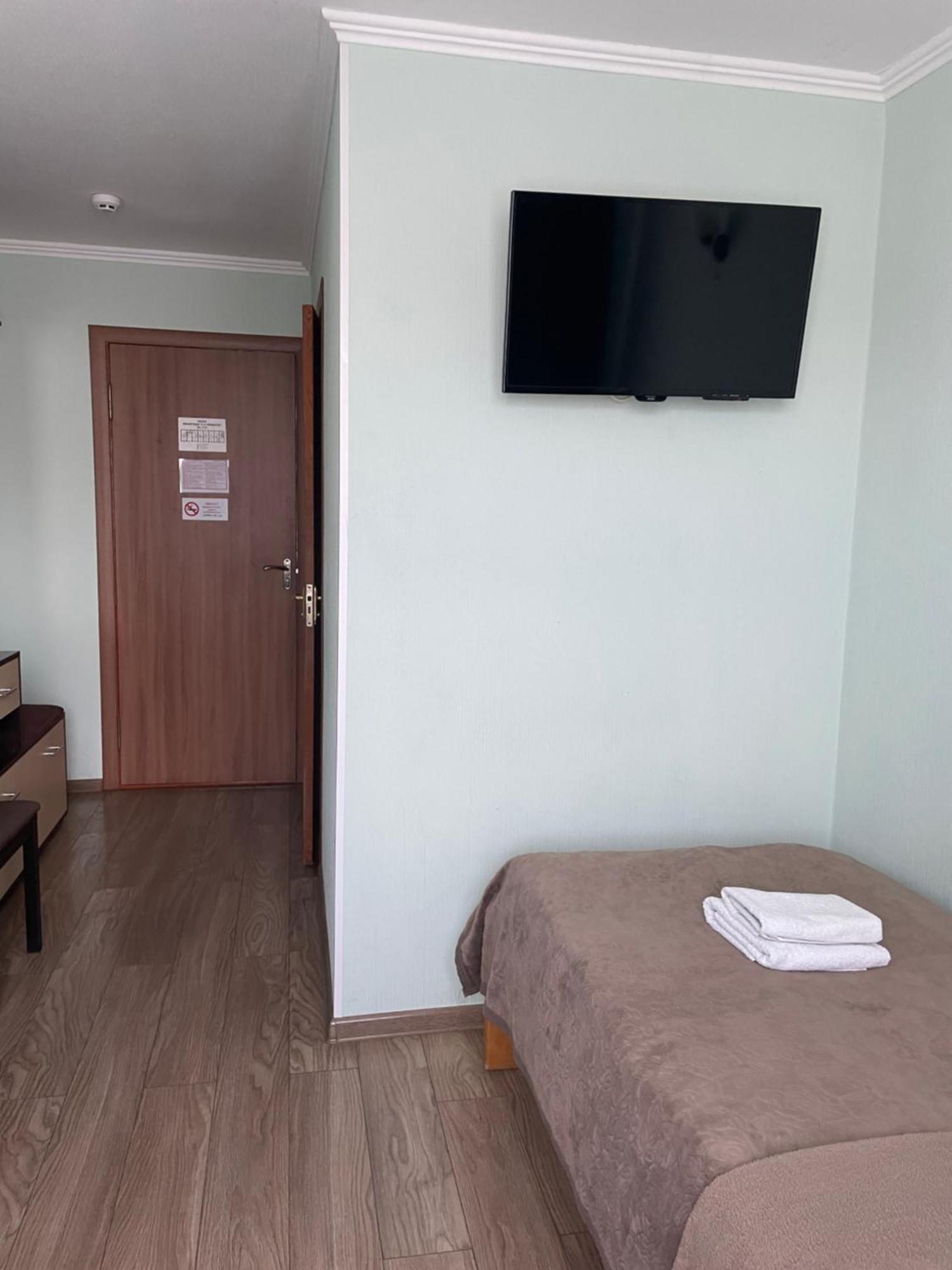 Готель "Дубно" Room photo
